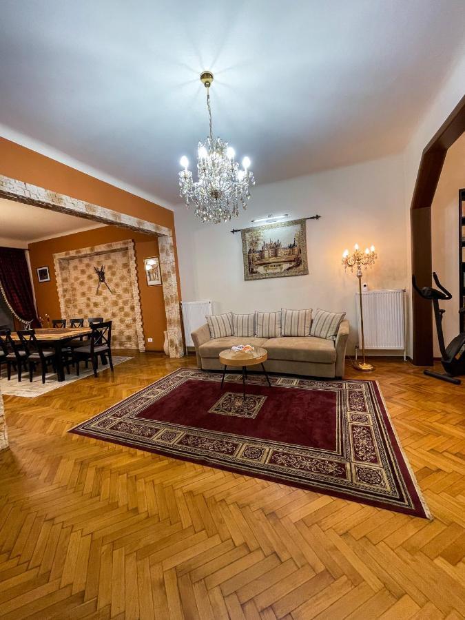Central Apartment W/ Fire Place - Ground Floor Bucharest Luaran gambar